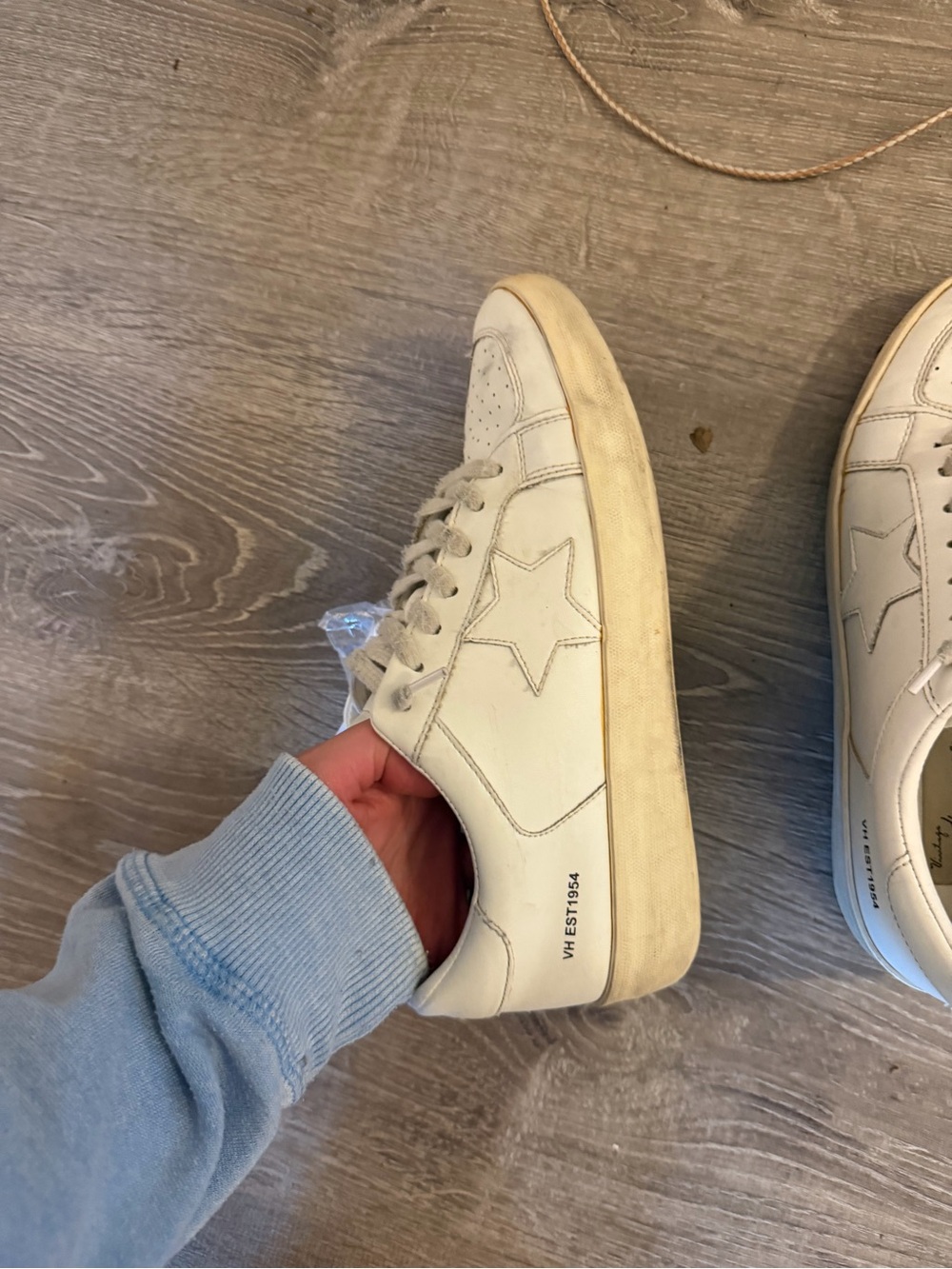 Vintage Havana Off-White Leather Sneakers